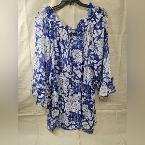 Avenue Blue and White Floral Tunic Blouse Size 26/28